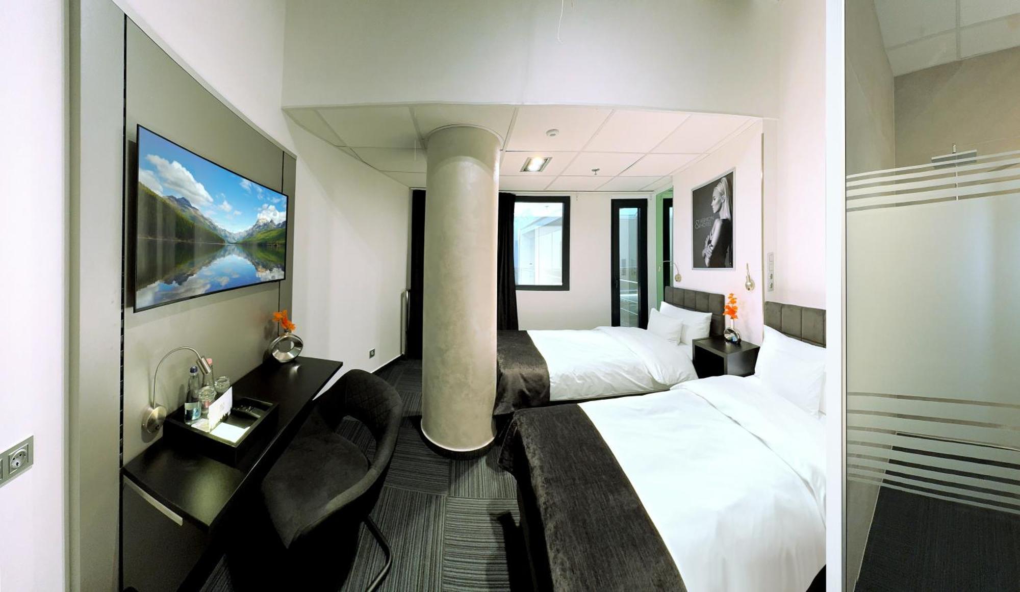 Fashion City Hotel Superior Βουδαπέστη Δωμάτιο φωτογραφία