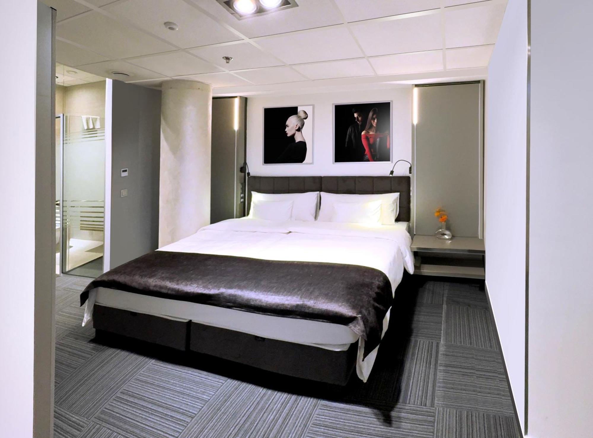 Fashion City Hotel Superior Βουδαπέστη Δωμάτιο φωτογραφία